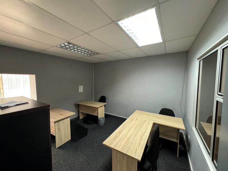 To Let commercial Property for Rent in Greenbushes Eastern Cape